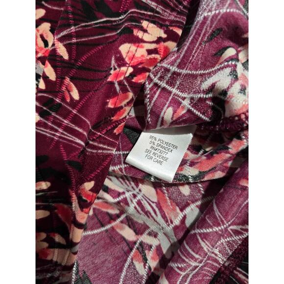 Croft & Barrow Women’s Burgundy Floral 3/4 Sleeve Pullover Blouse – Small - Picture 7 of 9